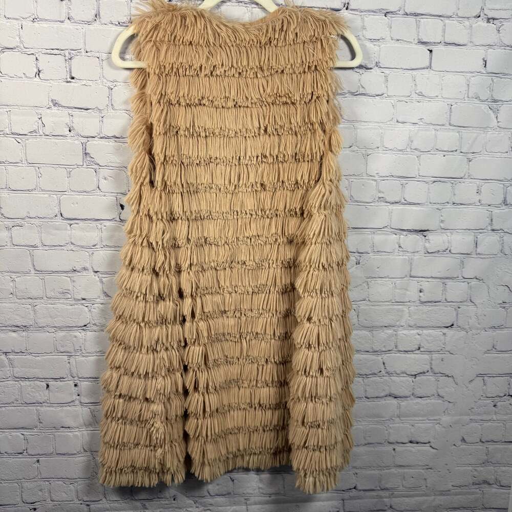 WAYF Blush Pink Fringe Faux Fur Vest NWT Size XS - Picture 4 of 7